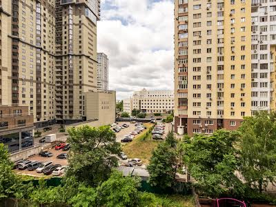 квартира по адресу Андрея Верхогляда ул. (Михайла Драгомирова), 12