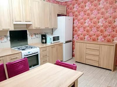 квартира по адресу Ивана Пулюя ул., 10