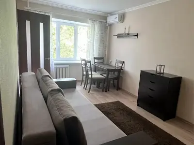 квартира за адресою Братиславська вул., 30-А