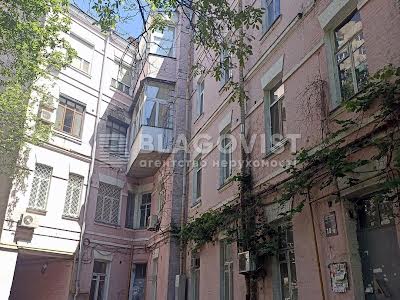 квартира за адресою Михайла Омеляновича-Павленка вул. (Суворова), 14/12