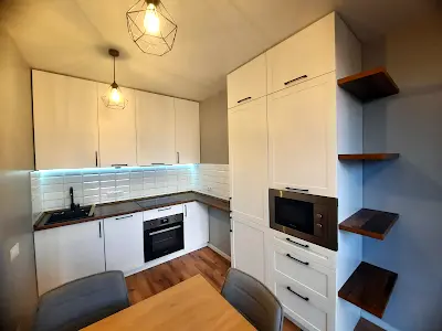 квартира за адресою Салютна вул., 2/1