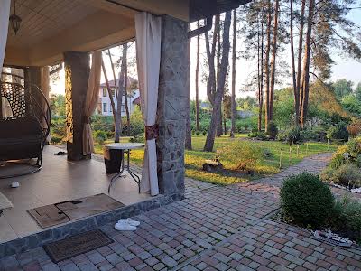 дом по адресу с. Жеребятин (Жовтневое), Приозерна, 30