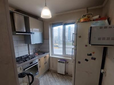 квартира за адресою Миропільська вул., 3
