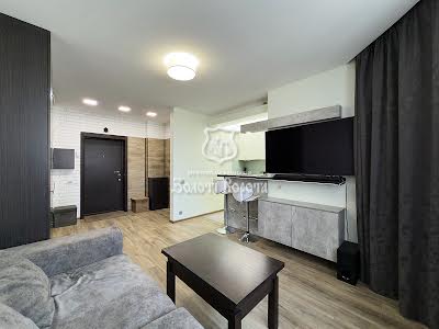 квартира за адресою Завальна вул., 10в