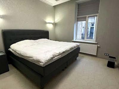 квартира за адресою Гетьмана Петра Дорошенка вул. (), 14