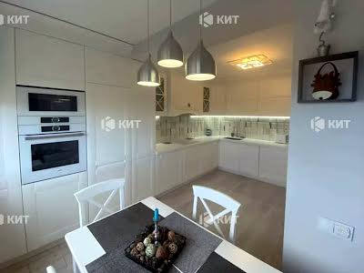 квартира за адресою Астрономічна вул., 31 И