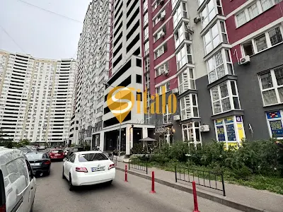 квартира по адресу Драгоманова ул., 2Б