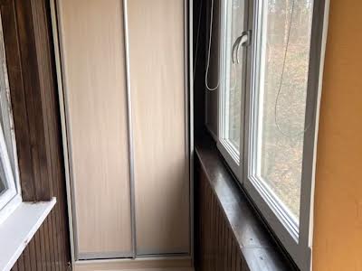 квартира за адресою Синьоозерна вул., 6-А