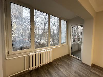 квартира по адресу Митрополита Василия Липковского ул. (Урицкого), 15