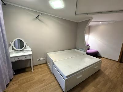 квартира за адресою Федора Ернста вул., 6
