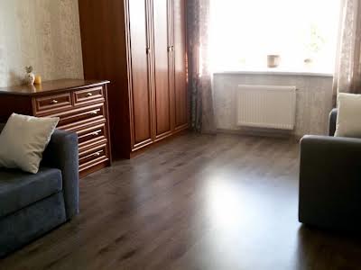 квартира по адресу Комбинатная ул. (Комбінатна), 25А