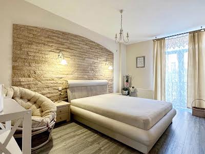 квартира за адресою Регенераторна вул., 4 к2