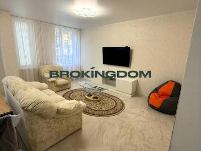 квартира за адресою Регенераторна вул., 4 к1-9