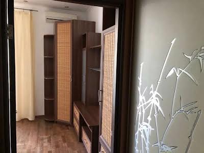 квартира за адресою Богдана Гаврилишина вул. (Ванди Василевської), 12/16