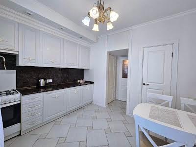 квартира за адресою Шовковична вул., 29