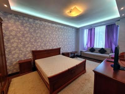 квартира по адресу Французский бульвар, 59