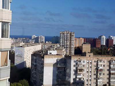 квартира за адресою Парусна вул. (Героїв Сталінграду), 1