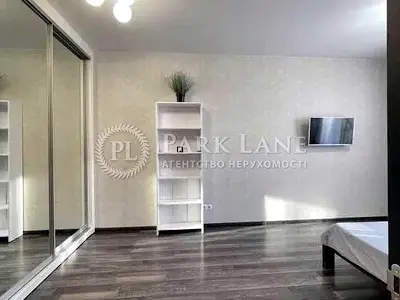 квартира за адресою Софії Русової вул., 7 г