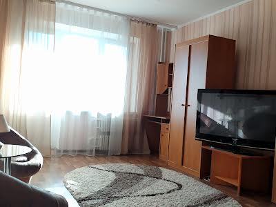 квартира за адресою Екіпажний пров., 3