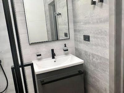 квартира за адресою Олександра Олеся вул., 4