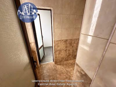 коммерческая по адресу Ярослава Мудрого ул. (Моріса Тореза), 64Б