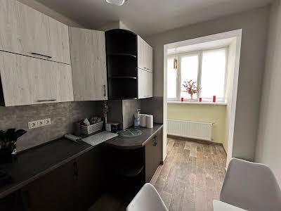 квартира по адресу Черновола ул., 48-Б