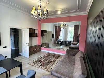 квартира за адресою Пантелеймона Куліша вул., 11