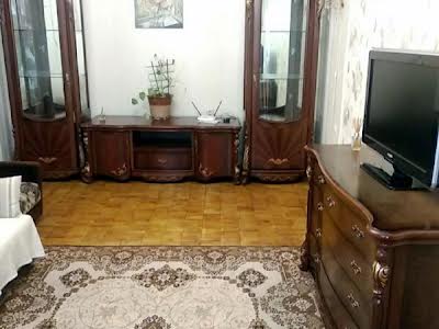 квартира за адресою Докії Гуменної вул. (Юрія Смолича), 4