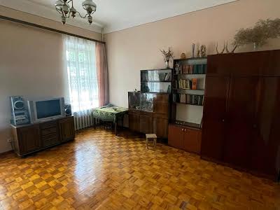 квартира за адресою Алли Горської пров. (Чеслава Бєлінського), 8