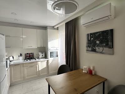 квартира за адресою Курганівська вул., 3