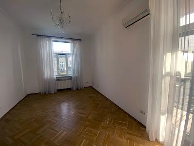 квартира по адресу Банковая ул., 3