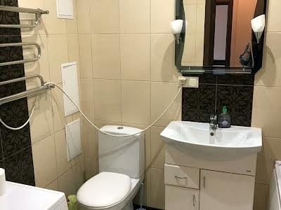 квартира за адресою Степана Рудницького вул. (Академіка Вільямса), 5