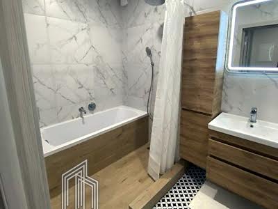 квартира за адресою Зарічна вул., 2