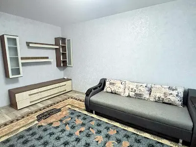 квартира за адресою вул. Озерна, 17