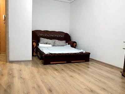 квартира за адресою Куликівська вул., 10