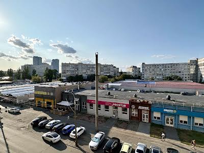 квартира за адресою Регенераторна вул., 4 к2