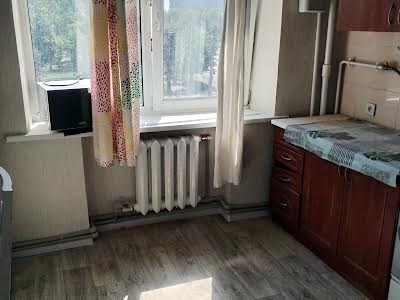 квартира за адресою Незалежності вул. (Титова), 2
