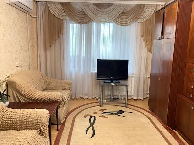 квартира по адресу Александра Мишуги ул., 1/4