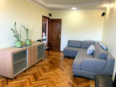 квартира за адресою Композитора Лятошинського вул., 8