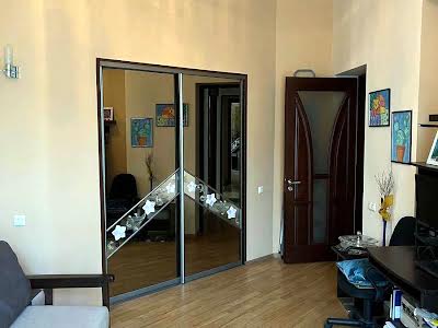 квартира за адресою Івана Франка вул., 28