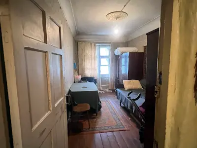 квартира по адресу Строителей ул., 27