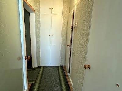 квартира по адресу Ревуцкого ул., 34