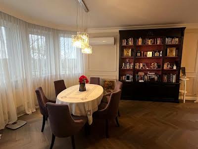 будинок за адресою Центральна