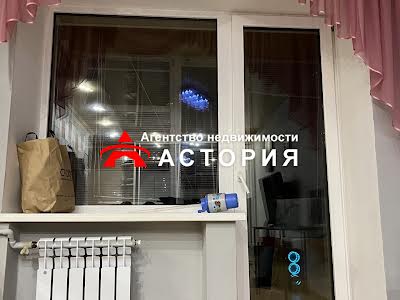 квартира за адресою Карпенка-Карого вул., 11а