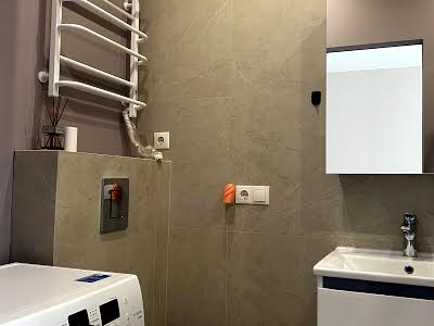 квартира за адресою Михайла Бойчука вул. (Кіквідзе), 41б