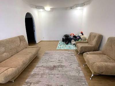квартира за адресою Івана Миколайчука вул., 32