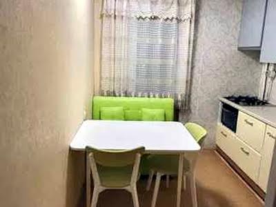 квартира за адресою Симиренка вул., 34