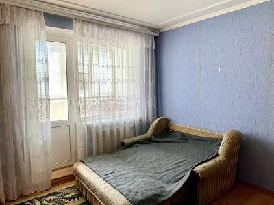 квартира за адресою Степана Бандери вул., 16