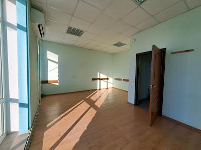 коммерческая по адресу Микулинецкая ул., 3А