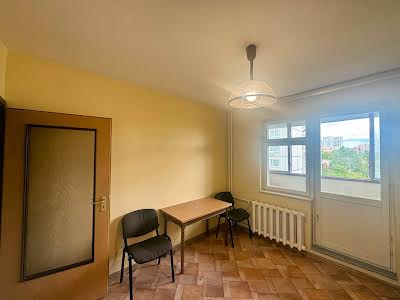 квартира за адресою Кадетський Гай вул., 11
